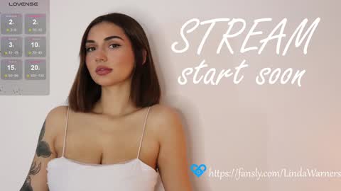 Snapshot of linda_warners chatting on January 25, 2025, 8:00 pm Call me Linda online show from January 25, 2025, 8:00 pm