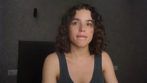Snapshot of lindaaii chatting on June 10, 2026, 2:16 pm Linda online show from June 10, 2026, 2:16 pm