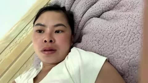 lindabeo online show from May 7, 2026, 2:39 am