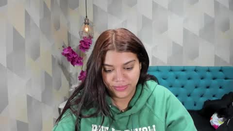    online show from September 22, 2025, 1:24 pm