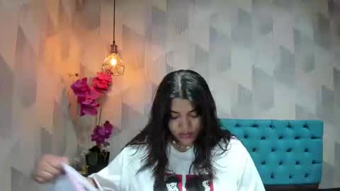 Snapshot of lindabreexlove chatting on March 22, 2026, 2:42 pm online show from March 22, 2026, 2:42 pm