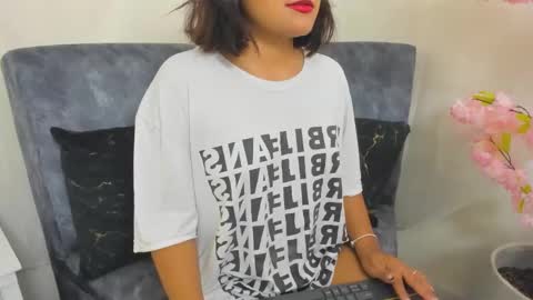 Snapshot of lindacastro2 chatting on March 8, 2026, 11:52 pm ig linda cw2 online show from March 8, 2026, 11:52 pm