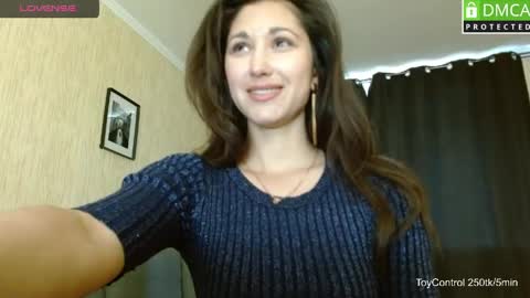 LindaErnestine online show from May 4, 2026, 12:01 pm