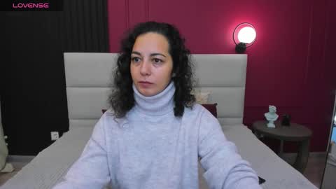 Snapshot of lindainsatiable chatting on September 29, 2025, 1:22 am Linda online show from September 29, 2025, 1:22 am