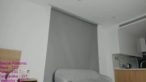 Snapshot of lindamei chatting on December 11, 2024, 11:32 pm lindamei online show from December 11, 2024, 11:32 pm