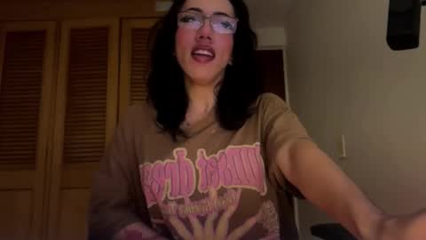 Cami online show from February 4, 2026, 8:53 am