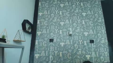  Lindsey  online show from December 1, 2025, 12:10 pm