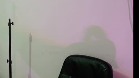 lindsey_2023 online show from December 14, 2024, 2:23 am