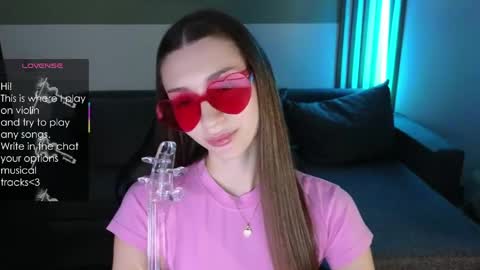 Snapshot of lindsey_mey chatting on May 22, 2026, 10:37 pm Lindsey online show from May 22, 2026, 10:37 pm