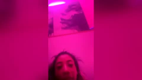 Snapshot of lindseycoxx chatting on June 11, 2026, 5:27 am Lin online show from June 11, 2026, 5:27 am