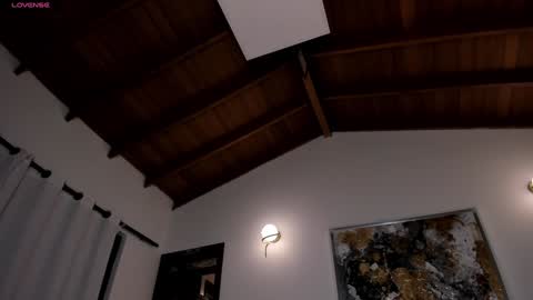 Lindsey Moss online show from January 20, 2025, 5:15 am