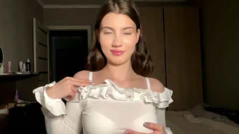 Linda online show from April 19, 2026, 6:32 pm