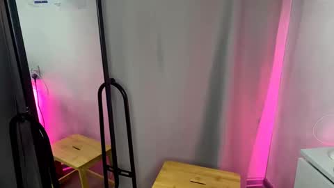 Snapshot of lindseytammo chatting on October 24, 2025, 5:53 pm Kate online show from October 24, 2025, 5:53 pm