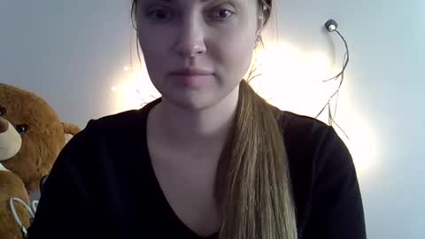 Anna online show from March 21, 2026, 10:42 am