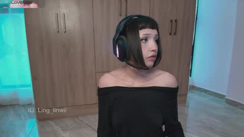 Snapshot of ling_meow chatting on June 6, 2026, 12:32 pm Ling online show from June 6, 2026, 12:32 pm