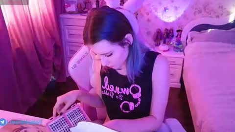 linksiss online show from November 21, 2025, 5:28 am