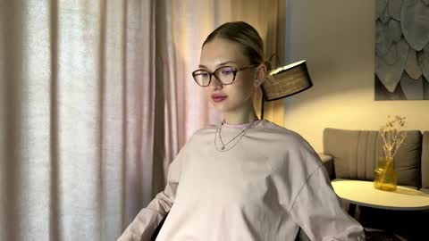 Emma online show from April 6, 2026, 9:21 am