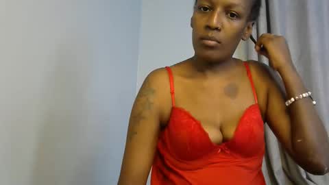 Linniecarol online show from October 30, 2025, 6:41 pm