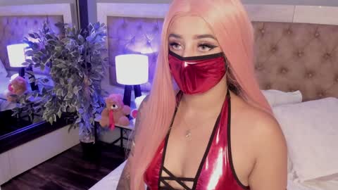 Luciana online show from February 5, 2025, 8:14 pm