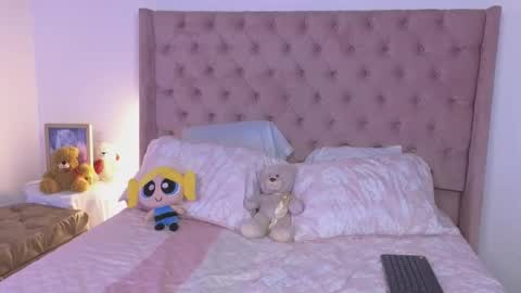 Luciana online show from October 16, 2025, 8:43 pm