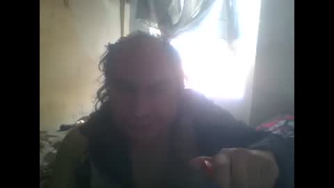 Snapshot of linseyyy chatting on December 22, 2024, 6:59 pm belledelfyyy online show from December 22, 2024, 6:59 pm