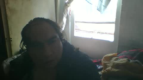 Snapshot of linseyyy chatting on November 19, 2025, 7:03 pm belledelfyyy online show from November 19, 2025, 7:03 pm