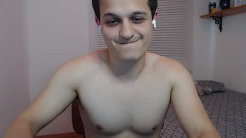 Snapshot of lioncluess chatting on October 16, 2025, 7:37 pm Lion Cluess online show from October 16, 2025, 7:37 pm