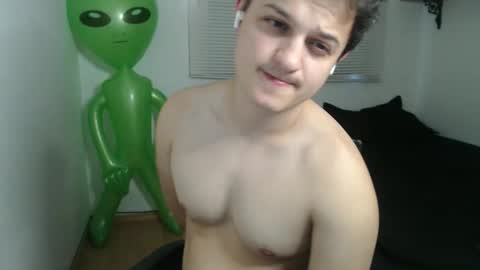 Snapshot of lioncluess chatting on May 27, 2026, 7:00 pm Lion Cluess online show from May 27, 2026, 7:00 pm