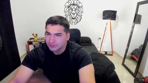 Snapshot of lionn_kingg chatting on November 9, 2025, 2:10 am Lion online show from November 9, 2025, 2:10 am