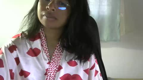 Snapshot of liora_selene chatting on April 20, 2026, 3:42 am liora online show from April 20, 2026, 3:42 am
