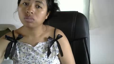Snapshot of liora_selenex chatting on May 10, 2026, 4:28 am Liora selenex online show from May 10, 2026, 4:28 am