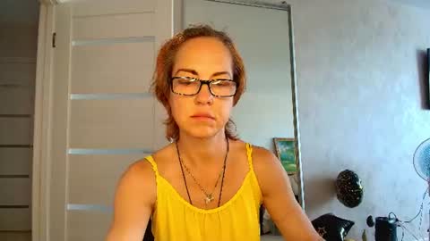 Liora Weiss online show from June 23, 2026, 12:25 pm