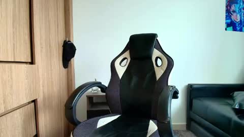 Lior Vante online show from April 25, 2026, 6:05 pm