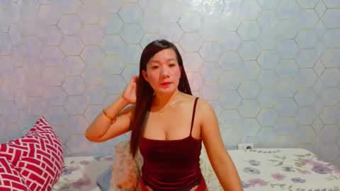 im cherry online show from February 15, 2026, 9:55 pm