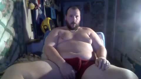 Snapshot of liquidscissors chatting on November 16, 2025, 12:33 pm LiquidScissors online show from November 16, 2025, 12:33 pm