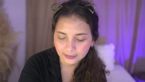 Lily see u on december 2 online show from October 14, 2025, 7:14 pm