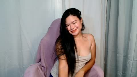 Snapshot of lirpa1997 chatting on July 14, 2026, 5:18 pm April online show from July 14, 2026, 5:18 pm