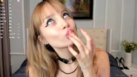 Snapshot of lisa_babymetal chatting on December 21, 2025, 1:07 pm Lisa online show from December 21, 2025, 1:07 pm