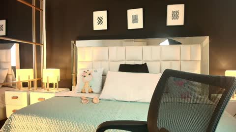 Snapshot of lisa_casper chatting on January 29, 2025, 3:15 pm Lisa online show from January 29, 2025, 3:15 pm