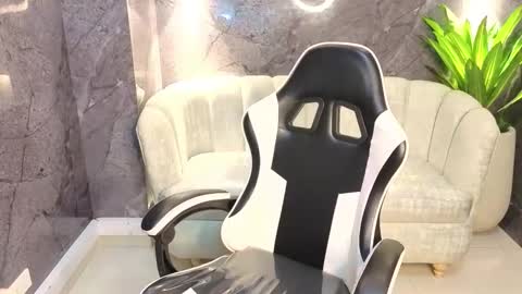 lisa_doll_tx online show from March 5, 2026, 8:05 pm