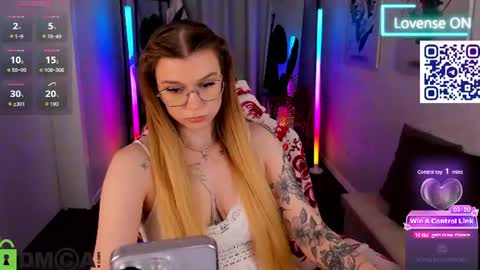 Snapshot of lisa_rabbit chatting on June 14, 2026, 2:24 am lisa_rabbit online show from June 14, 2026, 2:24 am