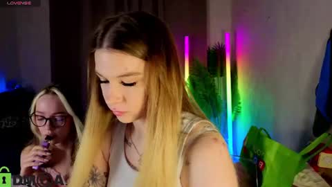 Snapshot of lisa_rabbit chatting on June 15, 2026, 1:08 am lisa_rabbit online show from June 15, 2026, 1:08 am
