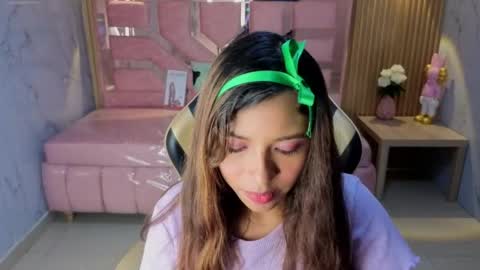 Snapshot of lisa_s1 chatting on June 8, 2026, 8:20 pm Liz online show from June 8, 2026, 8:20 pm