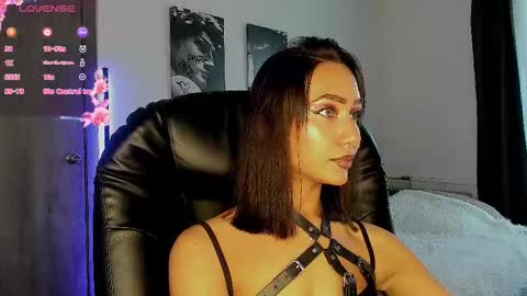 Lisa online show from September 26, 2025, 11:36 am