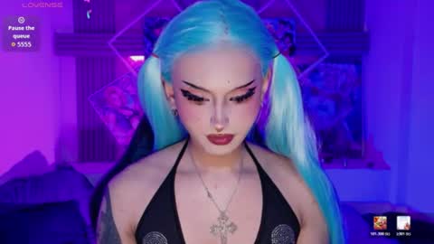 lisa_sparkleee online show from July 23, 2026, 2:53 am