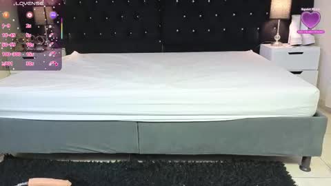 lisa_sweetas online show from December 21, 2025, 7:32 pm