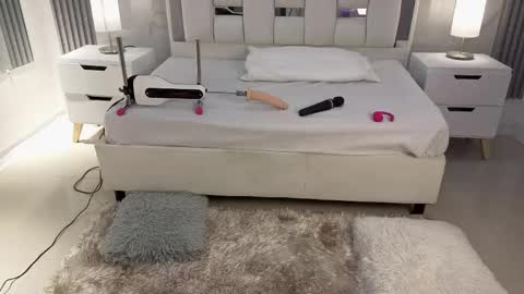 lisa_sweetas online show from April 25, 2026, 8:06 pm