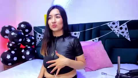 Snapshot of lisa_white_ chatting on June 13, 2026, 9:46 pm lisa white online show from June 13, 2026, 9:46 pm