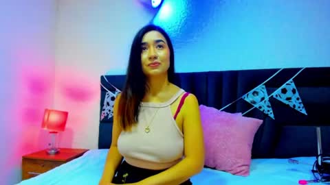 Snapshot of lisa_white_ chatting on June 15, 2026, 8:55 pm lisa white online show from June 15, 2026, 8:55 pm