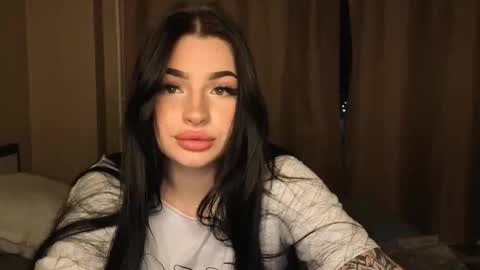 Snapshot of lisaanddenis chatting on November 19, 2025, 4:51 pm Lisa and Den online show from November 19, 2025, 4:51 pm